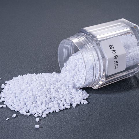 光扩散色母粒